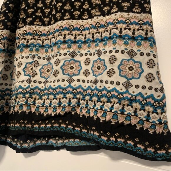 Eclipse | Patterned Tank Top - Picture 11 of 13